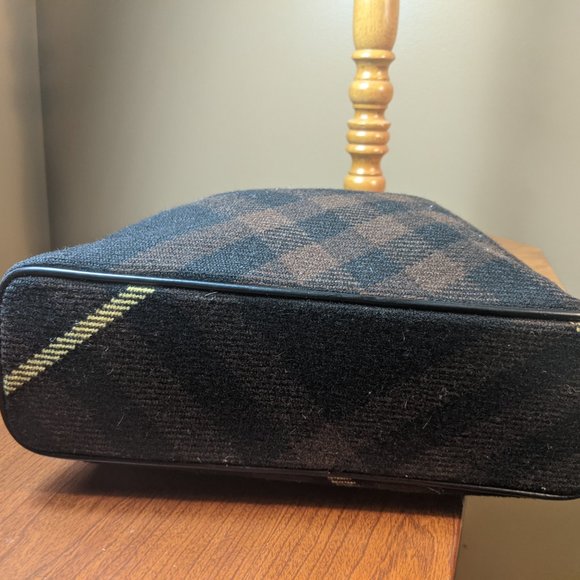 Auth Burberry Wool Hobo bag (would trade for a pink & beige straps Burberry bag) - Picture 3 of 15